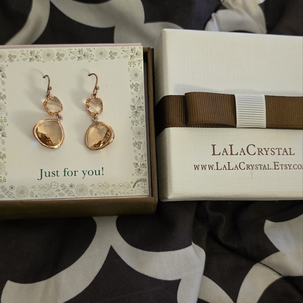 LaLaCrystal Champagne Peach Pink Earrings